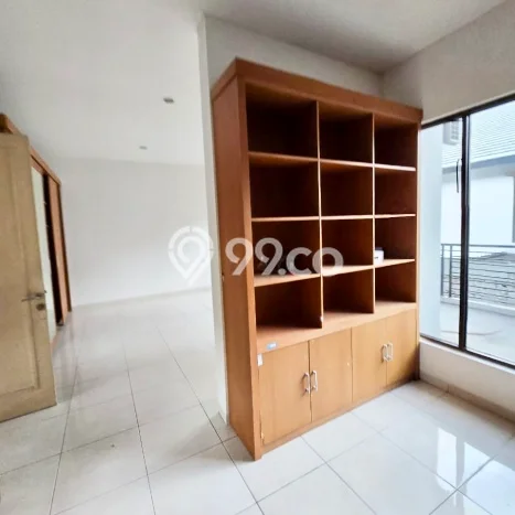 Jarang Ada! Rumah Sewa 4 Kamar Nyaman Siap Huni Alam Sutera Jarang Ada! Rumah Sewa 4 Kamar Nyaman Siap Huni Alam Sutera