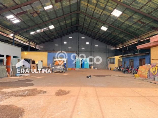 Gudang bagus disewakan di Kiaracondong Bandung dengan LB 650m2 harga sewa terbaik Gudang bagus disewakan di Kiaracondong Bandung dengan LB 650m2 harga sewa terbaik