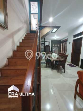 Hunian Cantik Modern Lb 250m2 di Antapani, Bandung Hunian Cantik Modern Lb 250m2 di Antapani, Bandung