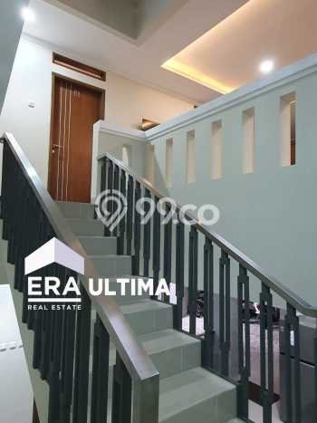 Cocok Untuk Investasi! For Sale Kost di Buah Batu 44 Kamar Cocok Untuk Investasi! For Sale Kost di Buah Batu 44 Kamar