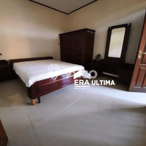 Hunian Mewah LB 220m2 Siap Pakai Desain Elegan di Gatot Subroto, Bandung Hunian Mewah LB 220m2 Siap Pakai Desain Elegan di Gatot Subroto, Bandung