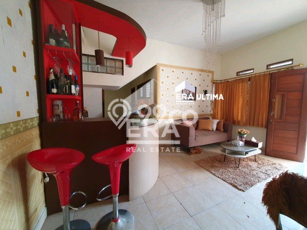 Lokasi strategis! Rumah siap huni dikontrakkan di Cimahi Utara LB 172m2 Lokasi strategis! Rumah siap huni dikontrakkan di Cimahi Utara LB 172m2
