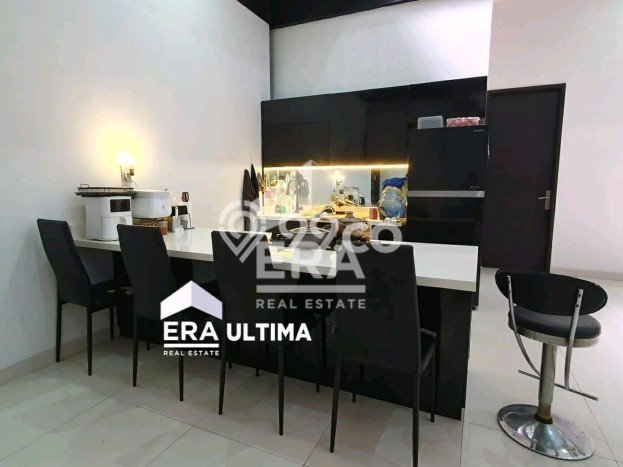 Ready to Use! Luxury House LT 330m2 Desain Elegan di Setra Sari Ready to Use! Luxury House LT 330m2 Desain Elegan di Setra Sari