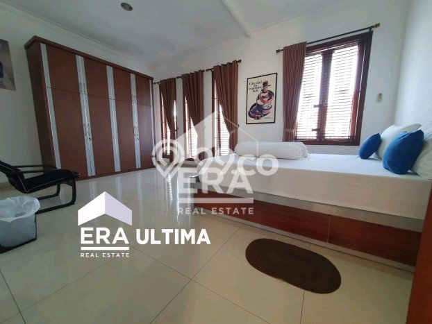 For Sale! Luxury House LT 263m2 Desain Modern di Turangga For Sale! Luxury House LT 263m2 Desain Modern di Turangga