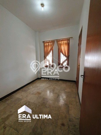 Rumah sewa siap pakai 4 Kamar Tidur di Cikutra, Bandung Rumah sewa siap pakai 4 Kamar Tidur di Cikutra, Bandung