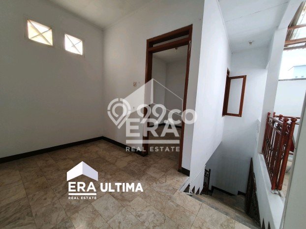 Rumah sewa siap pakai 4 Kamar Tidur di Cikutra, Bandung Rumah sewa siap pakai 4 Kamar Tidur di Cikutra, Bandung