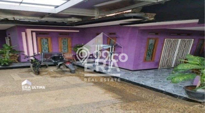 Jual Rumah Bagus Siap Huni LB 159m2 di Cibugel, Sumedang Jual Rumah Bagus Siap Huni LB 159m2 di Cibugel, Sumedang