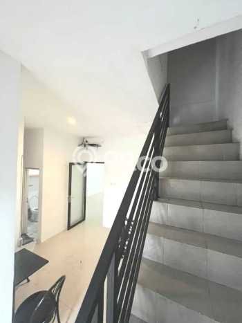 FOR RENT! Ruko di Dago Pakar Cocok untuk Bisnis 275m2 FOR RENT! Ruko di Dago Pakar Cocok untuk Bisnis 275m2
