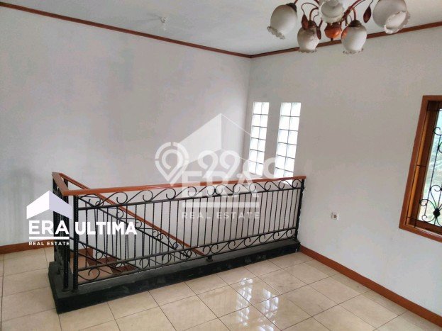 For Sale Rumah 4 Kamar Lokasi Strategis Nyaman dan Strategis di Babakan Ciparay For Sale Rumah 4 Kamar Lokasi Strategis Nyaman dan Strategis di Babakan Ciparay