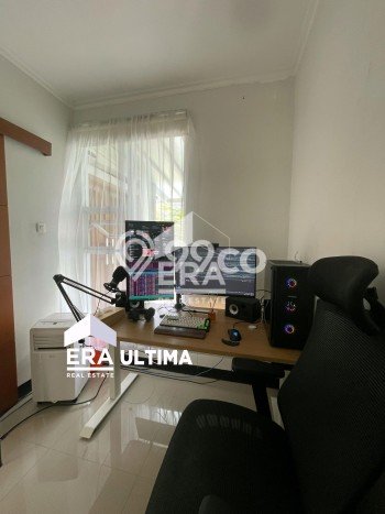 Dijual Hunian Rumah Terawat 3 KT di Cihanjuang, Bandung Dijual Hunian Rumah Terawat 3 KT di Cihanjuang, Bandung