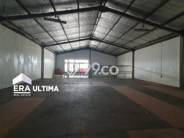 Gudang untuk Disewa di Pusat Bandung Luas Bangunan 227m2 Gudang untuk Disewa di Pusat Bandung Luas Bangunan 227m2