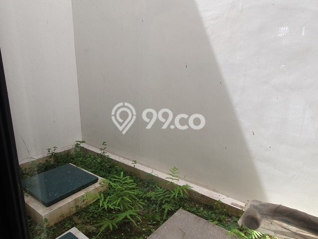 AREA KOMERSIAL! Ruko Disewakan di , Luas 124m2m², Jalan Strategis, Siap Usaha AREA KOMERSIAL! Ruko Disewakan di , Luas 124m2m², Jalan Strategis, Siap Usaha