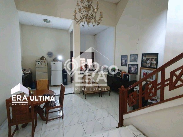 Ready to Use! Luxury House LT 297m2 Desain Elegan di Cihanjuang Ready to Use! Luxury House LT 297m2 Desain Elegan di Cihanjuang