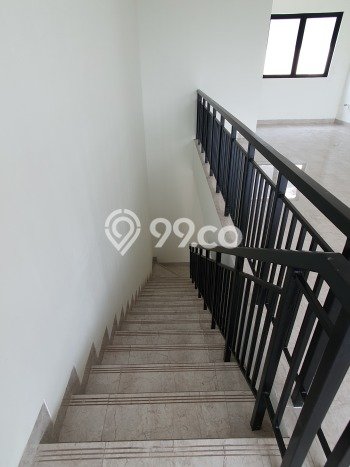 AREA KOMERSIAL! Ruko Disewakan di , Luas 124m2m², Jalan Strategis, Siap Usaha AREA KOMERSIAL! Ruko Disewakan di , Luas 124m2m², Jalan Strategis, Siap Usaha