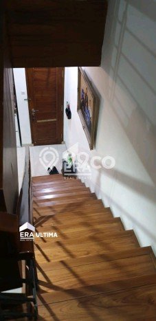 Hunian Cantik Modern Lb 250m2 di Antapani, Bandung Hunian Cantik Modern Lb 250m2 di Antapani, Bandung