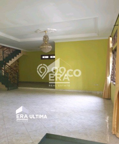 Rumah Strategis kawasan Pasteur, 5 KT, Area Nyaman, Luas 178m² LB 230m² Rumah Strategis kawasan Pasteur, 5 KT, Area Nyaman, Luas 178m² LB 230m²