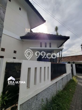 PREMIUM LIVING! Rumah di Pasteur, 3 KM, Area Berkembang, LT 170m² Bangunan 320m² PREMIUM LIVING! Rumah di Pasteur, 3 KM, Area Berkembang, LT 170m² Bangunan 320m²