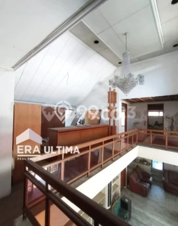 Lokasi strategis! Rumah siap pakai disewakan di Cicendo LB 450m2 Lokasi strategis! Rumah siap pakai disewakan di Cicendo LB 450m2