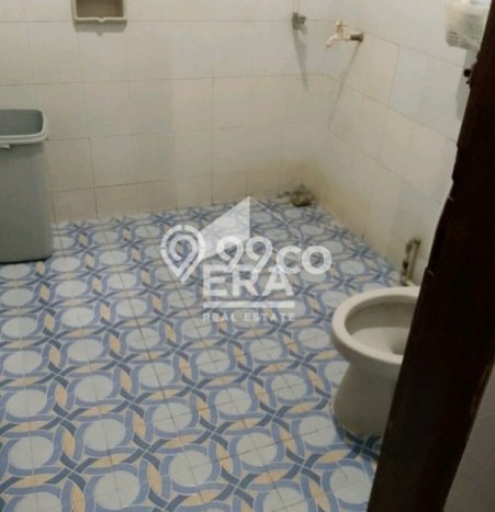 Lokasi strategis! Rumah siap huni disewakan di Setra Duta LB 500m2 Lokasi strategis! Rumah siap huni disewakan di Setra Duta LB 500m2