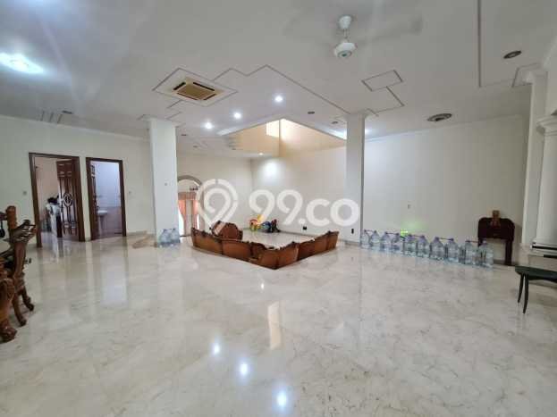 Rumah Luxury Modern Tanpa Renovasi di Pluit Jakarta Utara Rumah Luxury Modern Tanpa Renovasi di Pluit Jakarta Utara
