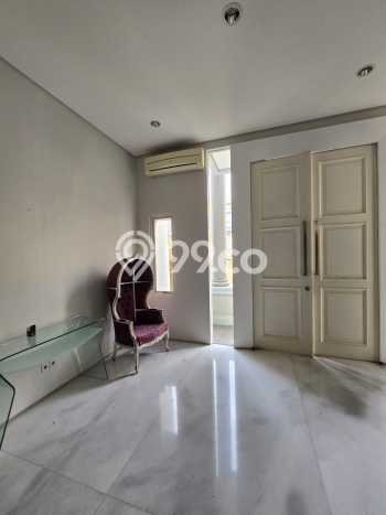 Rumah Elit LB 500m2 Siap Pakai Desain Elegan di Pantai Indah Kapuk, Jakarta Utara Rumah Elit LB 500m2 Siap Pakai Desain Elegan di Pantai Indah Kapuk, Jakarta Utara