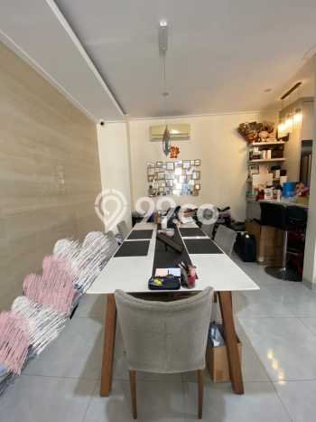 For Sale! Luxury House LT 120m2 Desain Elegan di Pantai Indah Kapuk For Sale! Luxury House LT 120m2 Desain Elegan di Pantai Indah Kapuk