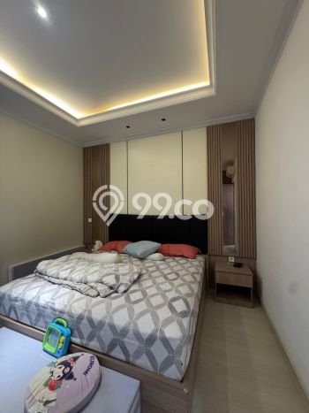 Jual Rumah Mewah Megah Dengan View Eksklusif di Daan Mogot, Jakarta Barat Jual Rumah Mewah Megah Dengan View Eksklusif di Daan Mogot, Jakarta Barat