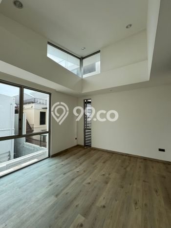 Rumah Luxury Modern Tanpa Renovasi di Golf Island Jakarta Utara Rumah Luxury Modern Tanpa Renovasi di Golf Island Jakarta Utara