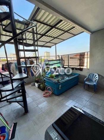 Hunian Mewah LB 142m2 Siap Huni Desain Elegan di Jelambar, Jakarta Barat Hunian Mewah LB 142m2 Siap Huni Desain Elegan di Jelambar, Jakarta Barat