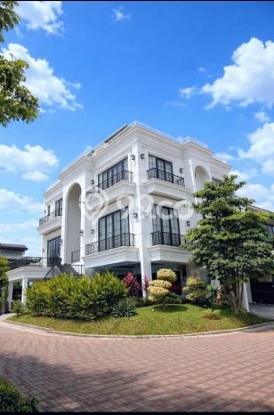 Dijual Rumah Mewah Megah Dengan View Eksklusif di Golf Island, Jakarta Utara Dijual Rumah Mewah Megah Dengan View Eksklusif di Golf Island, Jakarta Utara