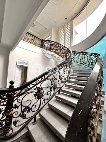 For Sale! Luxury House LT 120m2 Desain Elegan di Muara Karang For Sale! Luxury House LT 120m2 Desain Elegan di Muara Karang