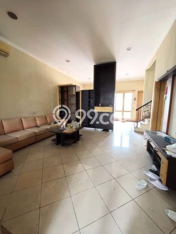 Ready to Use! Luxury House LT 144m2 Desain Elegan di Pantai Indah Kapuk Ready to Use! Luxury House LT 144m2 Desain Elegan di Pantai Indah Kapuk