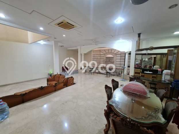 Rumah Luxury Modern Tanpa Renovasi di Pluit Jakarta Utara Rumah Luxury Modern Tanpa Renovasi di Pluit Jakarta Utara