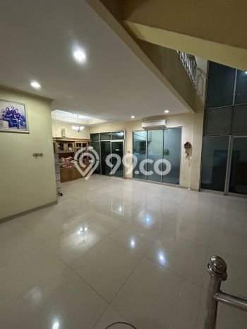 Dijual Rumah Mewah Megah Dengan View Eksklusif di Pantai Indah Kapuk, Jakarta Utara Dijual Rumah Mewah Megah Dengan View Eksklusif di Pantai Indah Kapuk, Jakarta Utara