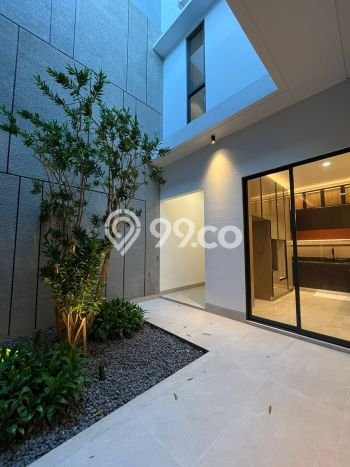Rumah Luxury Modern Tanpa Renovasi di Pantai Indah Kapuk Jakarta Utara Rumah Luxury Modern Tanpa Renovasi di Pantai Indah Kapuk Jakarta Utara