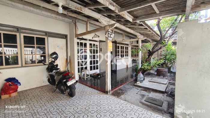 Dijual Rumah 4 Kamar Lokasi Ideal Bagus dan Strategis di Waru Dijual Rumah 4 Kamar Lokasi Ideal Bagus dan Strategis di Waru