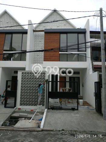 Jual Rumah Bagus Siap Huni LB 120m2 di Mulyorejo, Surabaya Jual Rumah Bagus Siap Huni LB 120m2 di Mulyorejo, Surabaya