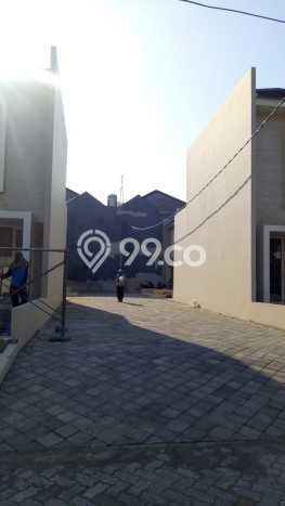 Rumah Modern Cantik 2 KT Bisa Langsung Pindah di Gedangan Rumah Modern Cantik 2 KT Bisa Langsung Pindah di Gedangan
