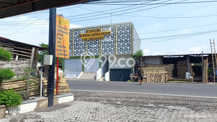 Rumah Bagus di Waru, Sidoarjo, LT 462m2m² Bangunan 280m2m² HARGA MENARIK! Rumah Bagus di Waru, Sidoarjo, LT 462m2m² Bangunan 280m2m² HARGA MENARIK!