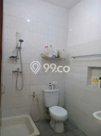 Best Deal Hunian Premium Ideal dan Luas di Genteng, Surabaya Best Deal Hunian Premium Ideal dan Luas di Genteng, Surabaya