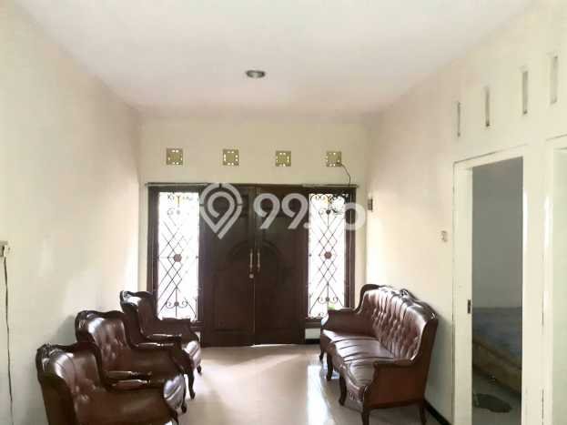 Jual Rumah Bagus Siap Huni LB 100m2 di Waru, Sidoarjo Jual Rumah Bagus Siap Huni LB 100m2 di Waru, Sidoarjo