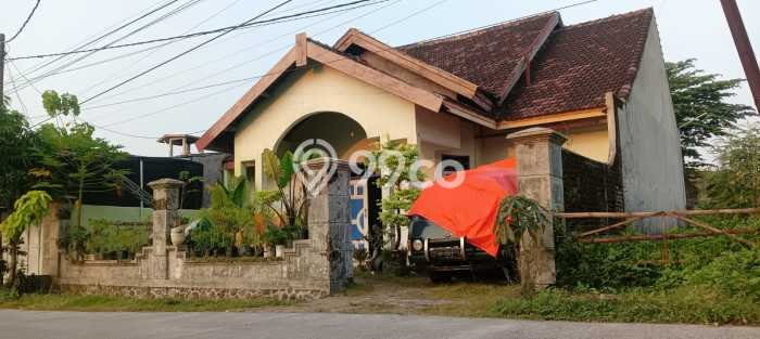 HARGA TERBAIK! Rumah Berkualitas di Kutorejo, LT 300m2m² LB 180m2m² HARGA TERBAIK! Rumah Berkualitas di Kutorejo, LT 300m2m² LB 180m2m²