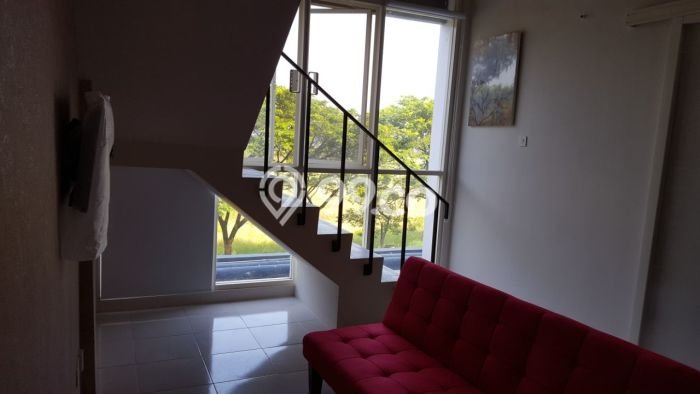 Apartemen Nyaman untuk Dijual di Lakarsantri, Surabaya, Jawa Timur Apartemen Nyaman untuk Dijual di Lakarsantri, Surabaya, Jawa Timur
