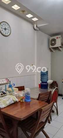 Dijual Rumah Premium dengan Fasilitas Sekitar Lengkap di Wonocolo, Surabaya Dijual Rumah Premium dengan Fasilitas Sekitar Lengkap di Wonocolo, Surabaya