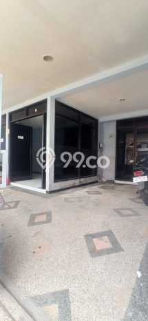 Rumah Strategis Modern Lb 190m2 di Rungkut, Surabaya Rumah Strategis Modern Lb 190m2 di Rungkut, Surabaya
