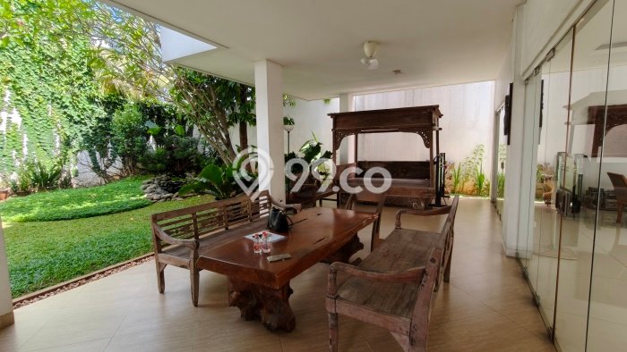 Dijual Rumah Mewah Elegan Dengan View Cantik di Alam Sutera, Tangerang Dijual Rumah Mewah Elegan Dengan View Cantik di Alam Sutera, Tangerang