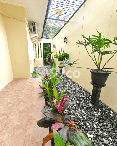 Hunian Mewah LB 329m2 Siap Huni Desain Elegan di BSD The Green, Tangerang Hunian Mewah LB 329m2 Siap Huni Desain Elegan di BSD The Green, Tangerang