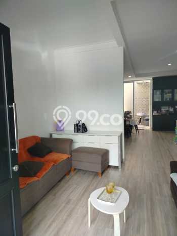 Rumah Mewah LB 225m2 Siap Pakai Desain Elegan di Sektor 9-Bintaro, Tangerang Selatan Rumah Mewah LB 225m2 Siap Pakai Desain Elegan di Sektor 9-Bintaro, Tangerang Selatan