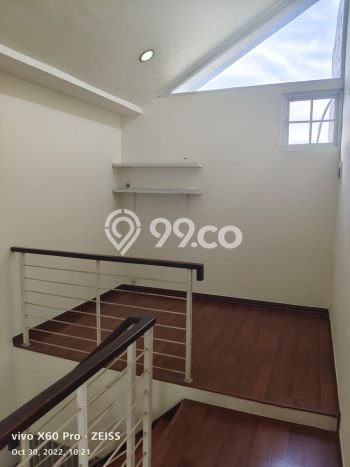 Jual Rumah Eksklusif 3 KT di Sektor 9-Bintaro, Tangerang Selatan Jual Rumah Eksklusif 3 KT di Sektor 9-Bintaro, Tangerang Selatan