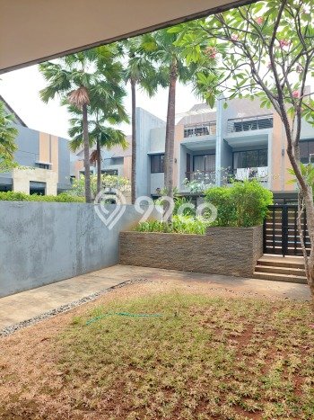 Dijual Rumah Mewah Megah Dengan View Cantik di Kemang, Jakarta Selatan Dijual Rumah Mewah Megah Dengan View Cantik di Kemang, Jakarta Selatan